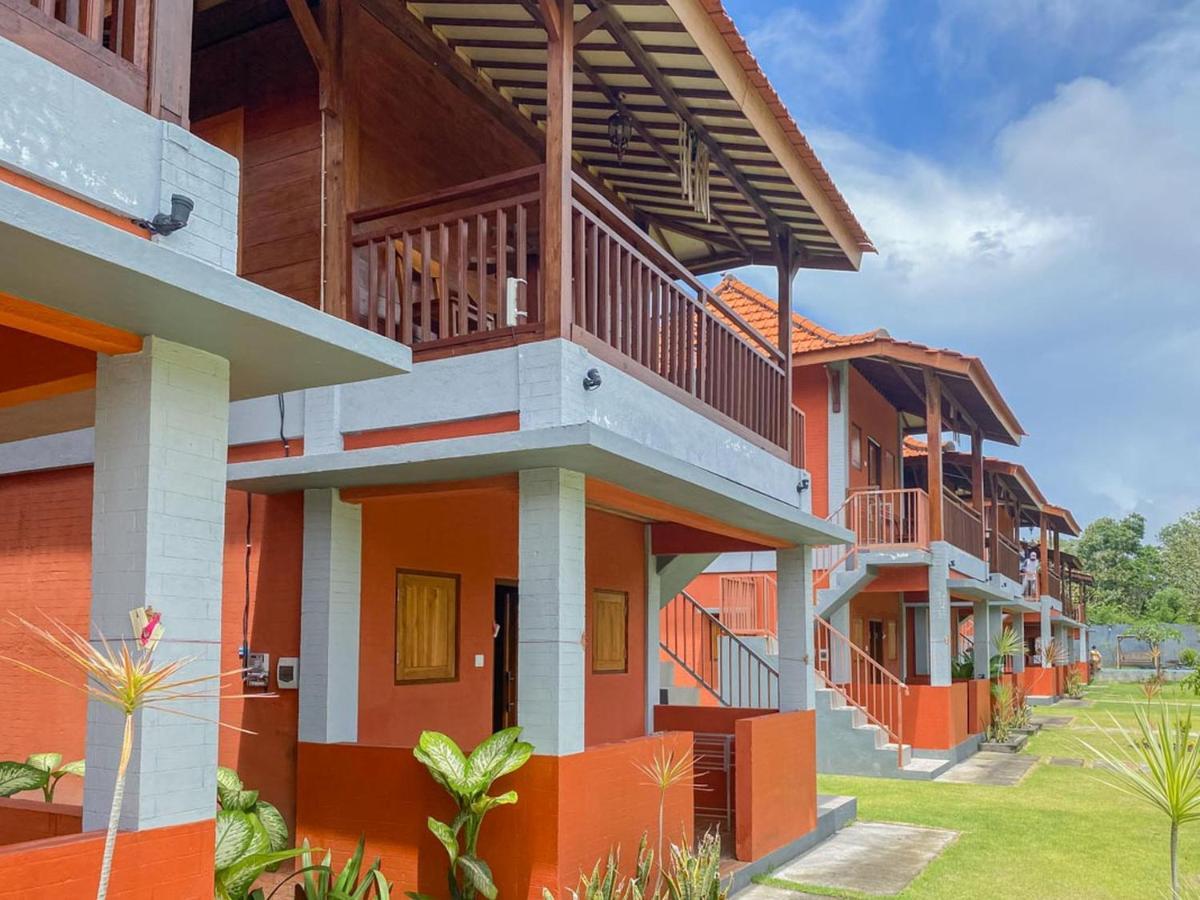 The Lavana Kundra Pratiwi Uluwatu Hotel Exterior photo